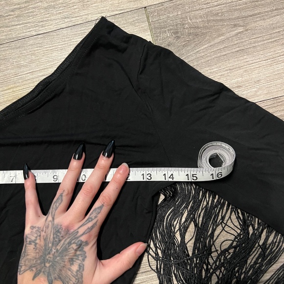 Single shoulder fringe bodysuit - Picture 2 of 5